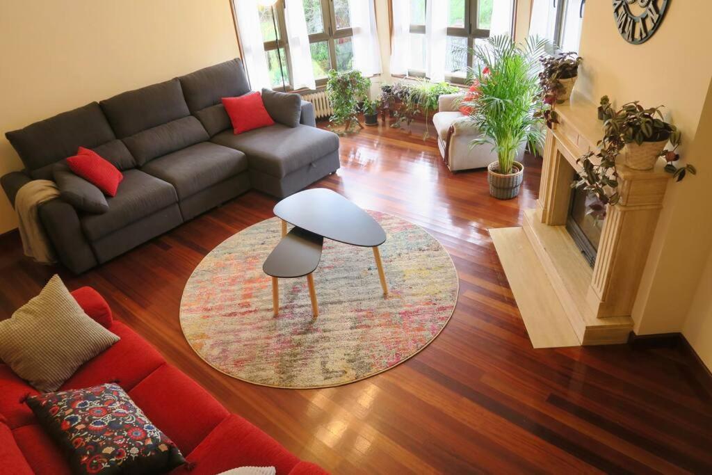 La Casona De La Carbayeda Villa Oviedo Kültér fotó