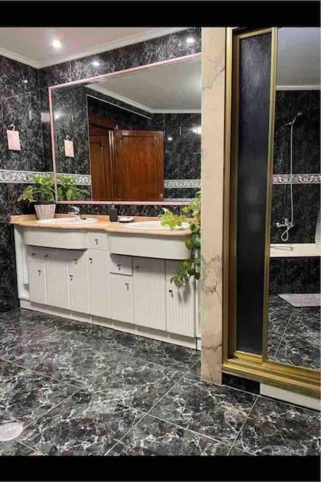 La Casona De La Carbayeda Villa Oviedo Kültér fotó